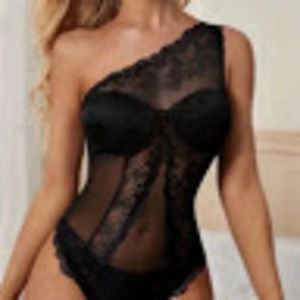 Meet your Posher, Deirdre